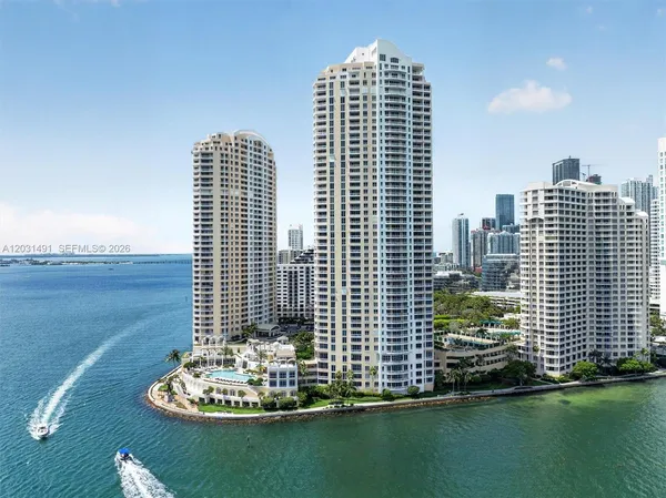$1,195,000 | 848 Brickell Key Drive, Unit 3402, Miami, FL 33131