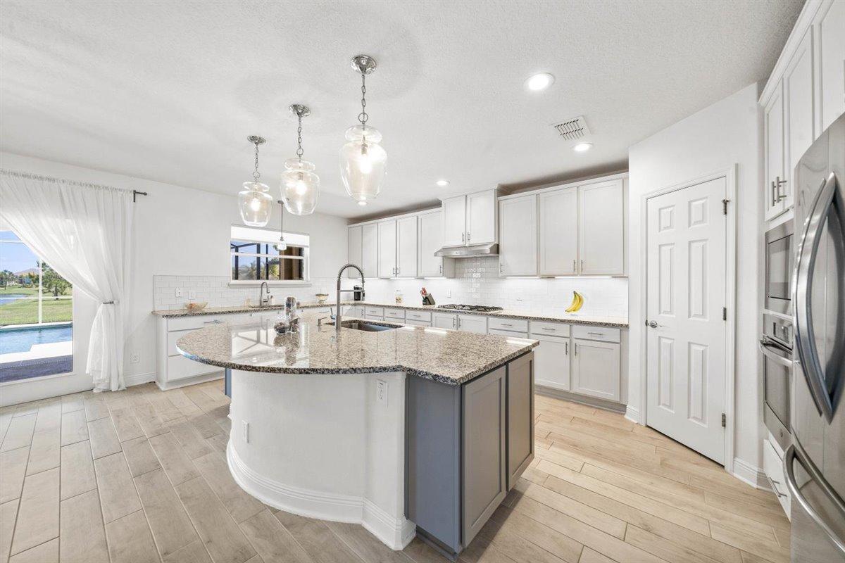 4175 Ruthann Circle Melbourne, FL 32934 - Photo 8 of 58 Executive Kitchen