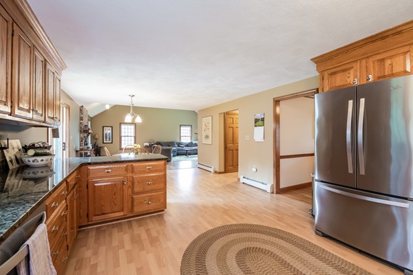 4 Inwood Lane Andover, MA 01810 - Photo 8 of 30 Gallery Image 8