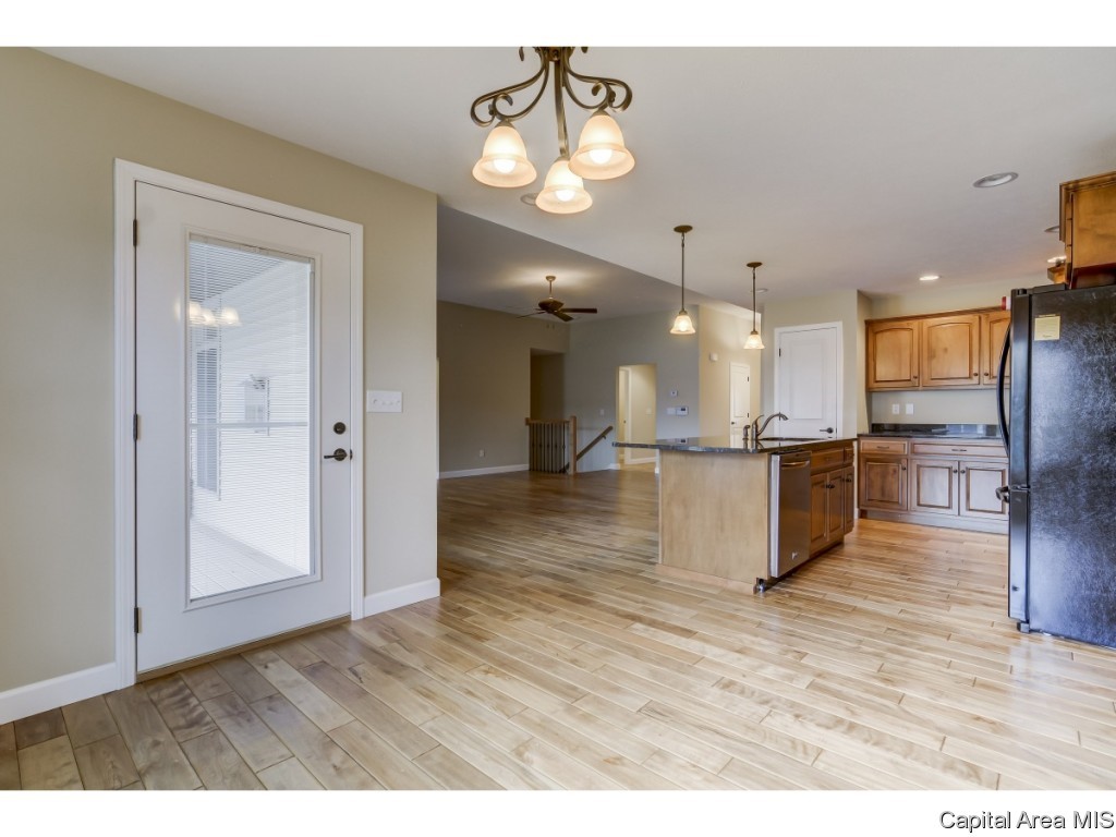 2709 Whiteside Place Springfield, IL 62711 - Photo 12 of 29 Gallery Image 12