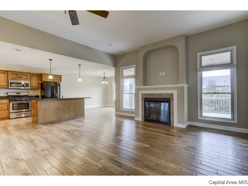 2709 Whiteside Place Springfield, IL 62711 - Photo 6 of 29 Gallery Image 6