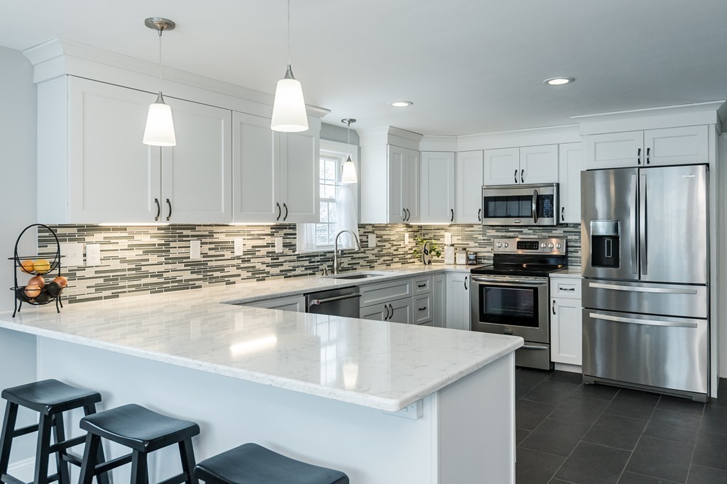14 Cherry Ridge Road Acton, MA 01720 - Photo 6 of 18 Gallery Image 6