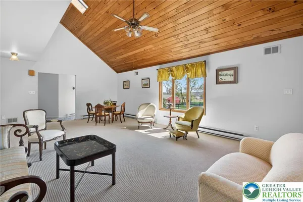 $750,000 | 1135 Myrtle Road, Walnutport, PA 18088