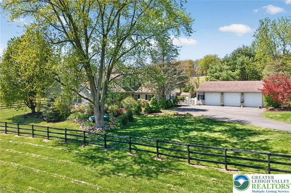 $750,000 | 1135 Myrtle Road, Walnutport, PA 18088