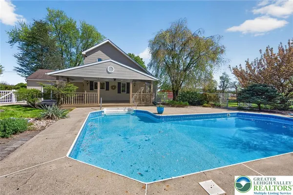 $750,000 | 1135 Myrtle Road, Walnutport, PA 18088