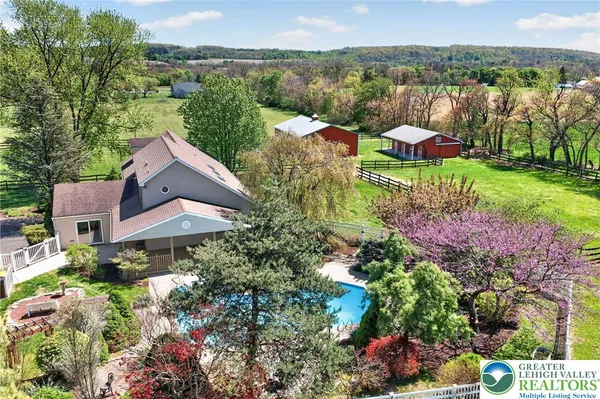 $750,000 | 1135 Myrtle Road, Walnutport, PA 18088