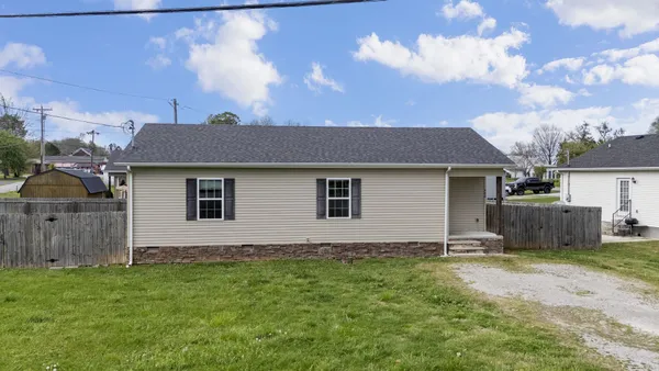 $239,900 | 406 Cherry Street, Decherd, TN 37324