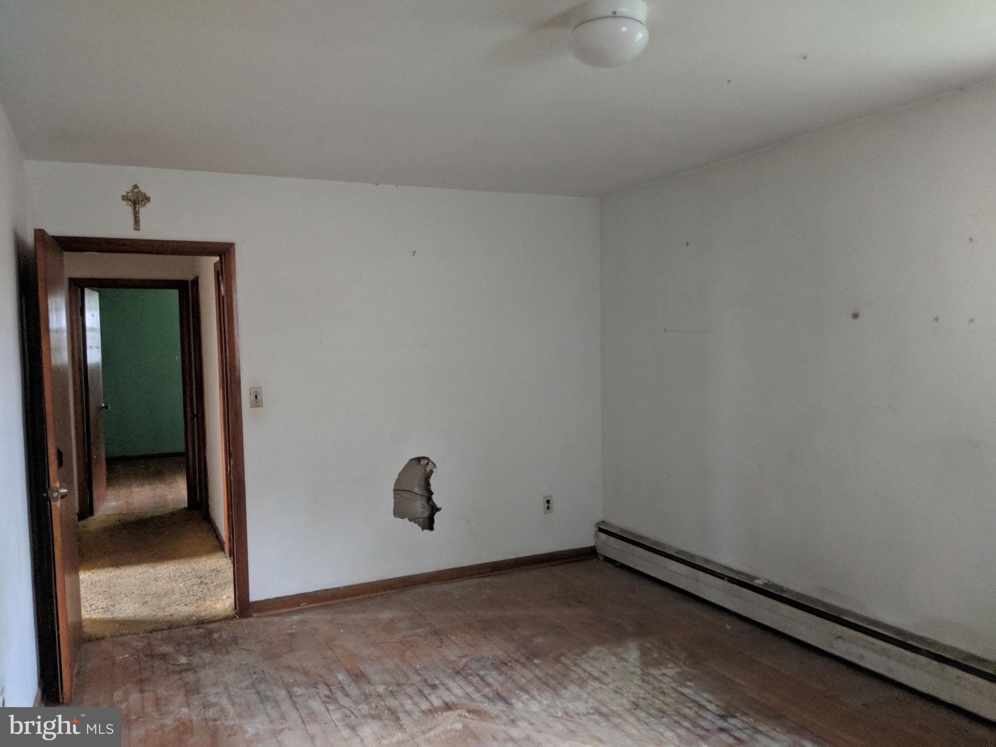 7305 Manchester Road Baltimore, MD 21222 - Photo 13 of 30 Bedroom 1