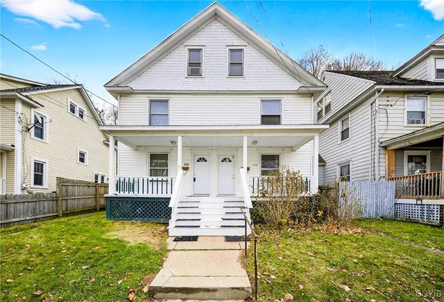 $169,000 | 144-146 Woodlawn Avenue, Auburn, NY 13021