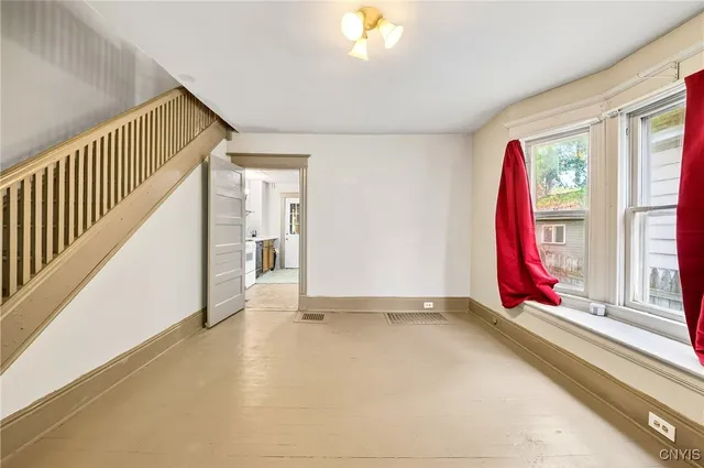 $169,000 | 144-146 Woodlawn Avenue, Auburn, NY 13021