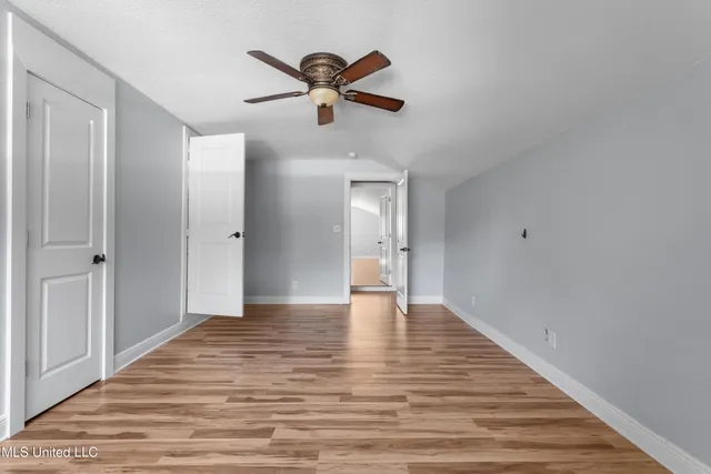 $869,000 | 517 Martin Avenue, Ocean Springs, MS 39564