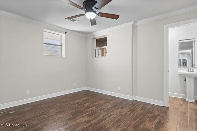 $869,000 | 517 Martin Avenue, Ocean Springs, MS 39564