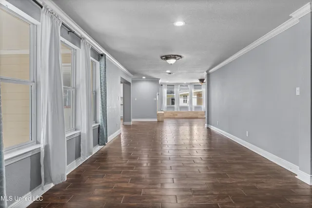 $869,000 | 517 Martin Avenue, Ocean Springs, MS 39564