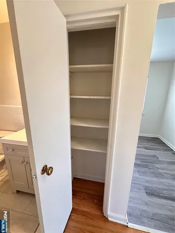 $1,850 | 241 West Passaic Street, Unit 12B, Rochelle Park, NJ 07662