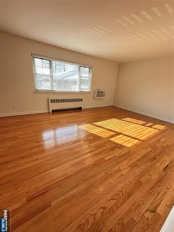 $1,850 | 241 West Passaic Street, Unit 12B, Rochelle Park, NJ 07662