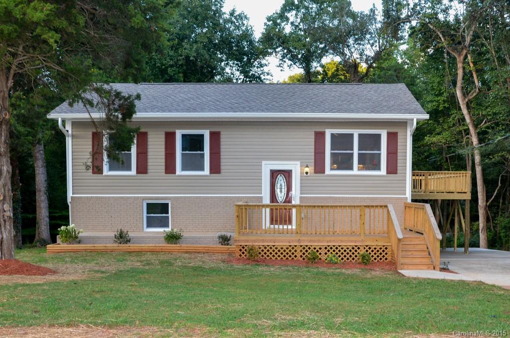 9004 Singingpine Road Charlotte, NC 28214 - Photo 1 of 17 Gallery Image 1