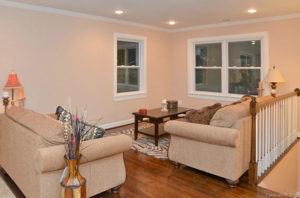 9004 Singingpine Road Charlotte, NC 28214 - Photo 7 of 17 Gallery Image 7
