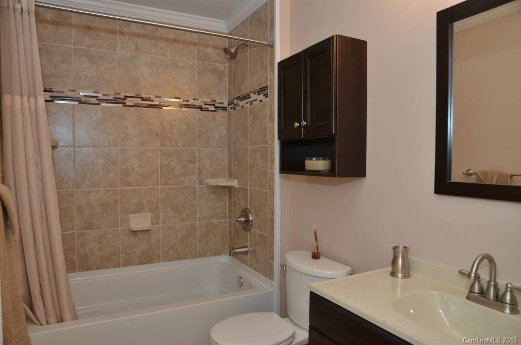 9004 Singingpine Road Charlotte, NC 28214 - Photo 9 of 17 Gallery Image 9