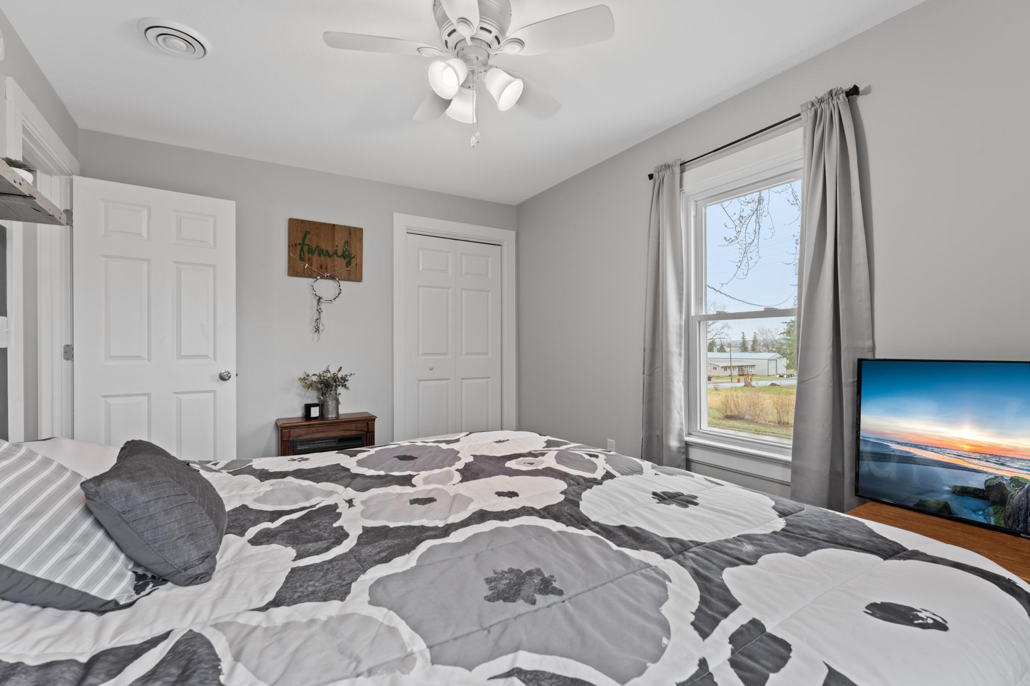 25 2nd Street Northeast Elgin, MN 55932 - Photo 20 of 28