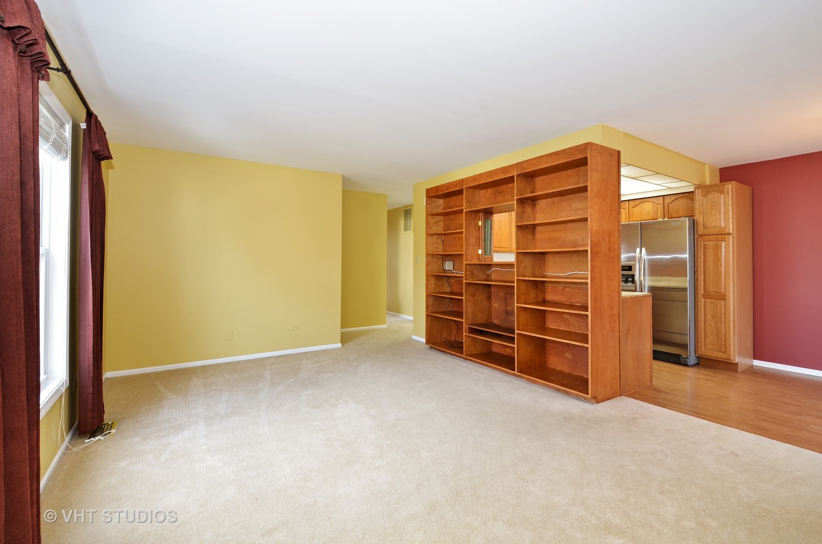 1048 Inverrary Lane, Unit 1048 Deerfield, IL 60015 - Photo 2 of 10