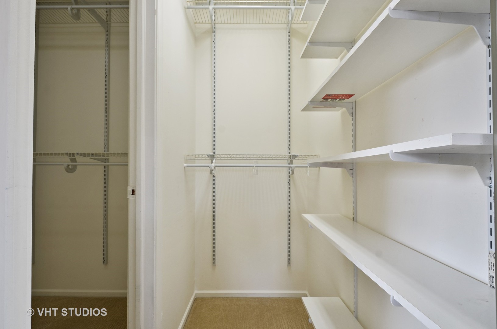 1048 Inverrary Lane, Unit 1048 Deerfield, IL 60015 - Photo 9 of 10