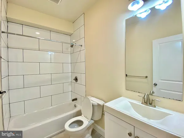 $2,000 | 1950 North Gratz Street, Unit 1, Philadelphia, PA 19121