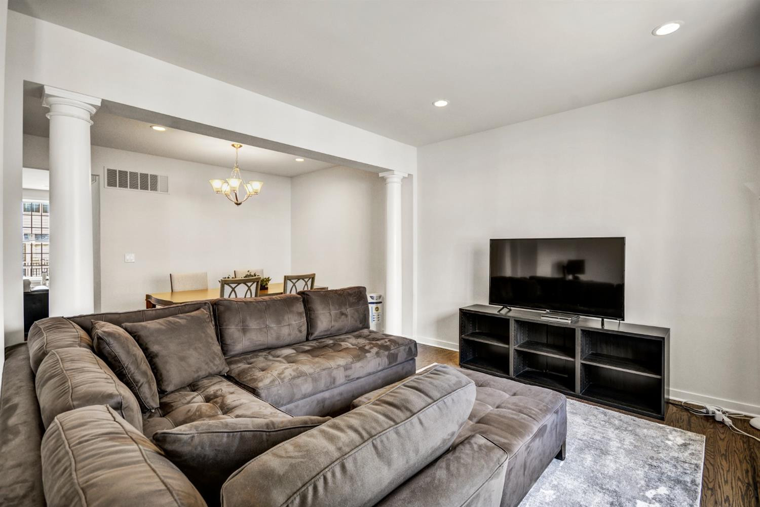 2857 Hardwick Road Ann Arbor, MI 48105 - Photo 8 of 40 Photo 8