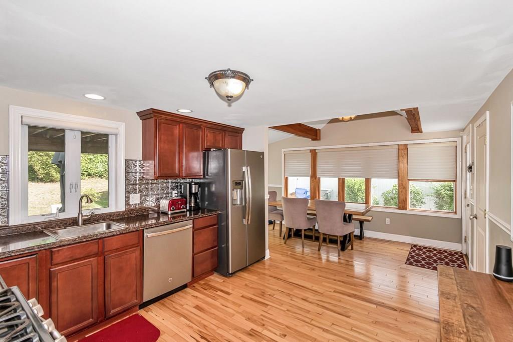173 Harkness Avenue Springfield, MA 01118 - Photo 3 of 35 Gallery Image 3