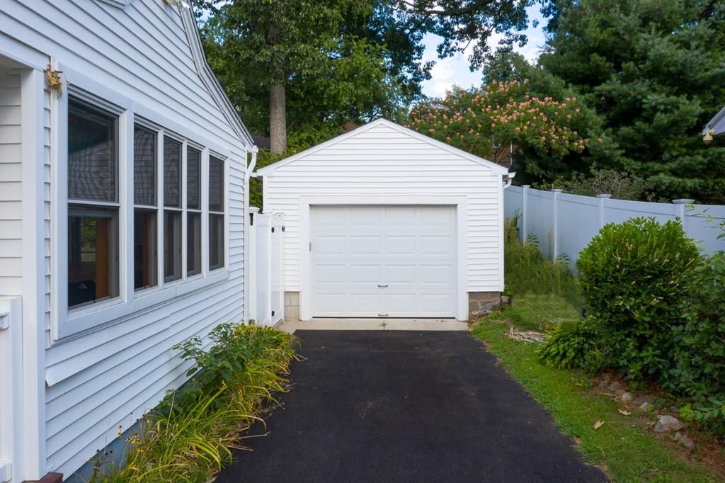 173 Harkness Avenue Springfield, MA 01118 - Photo 32 of 35 Gallery Image 32