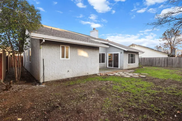 $369,900 | 2574 Yana Avenue, Redding, CA 96002
