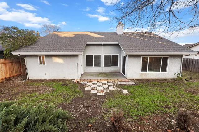 $369,900 | 2574 Yana Avenue, Redding, CA 96002