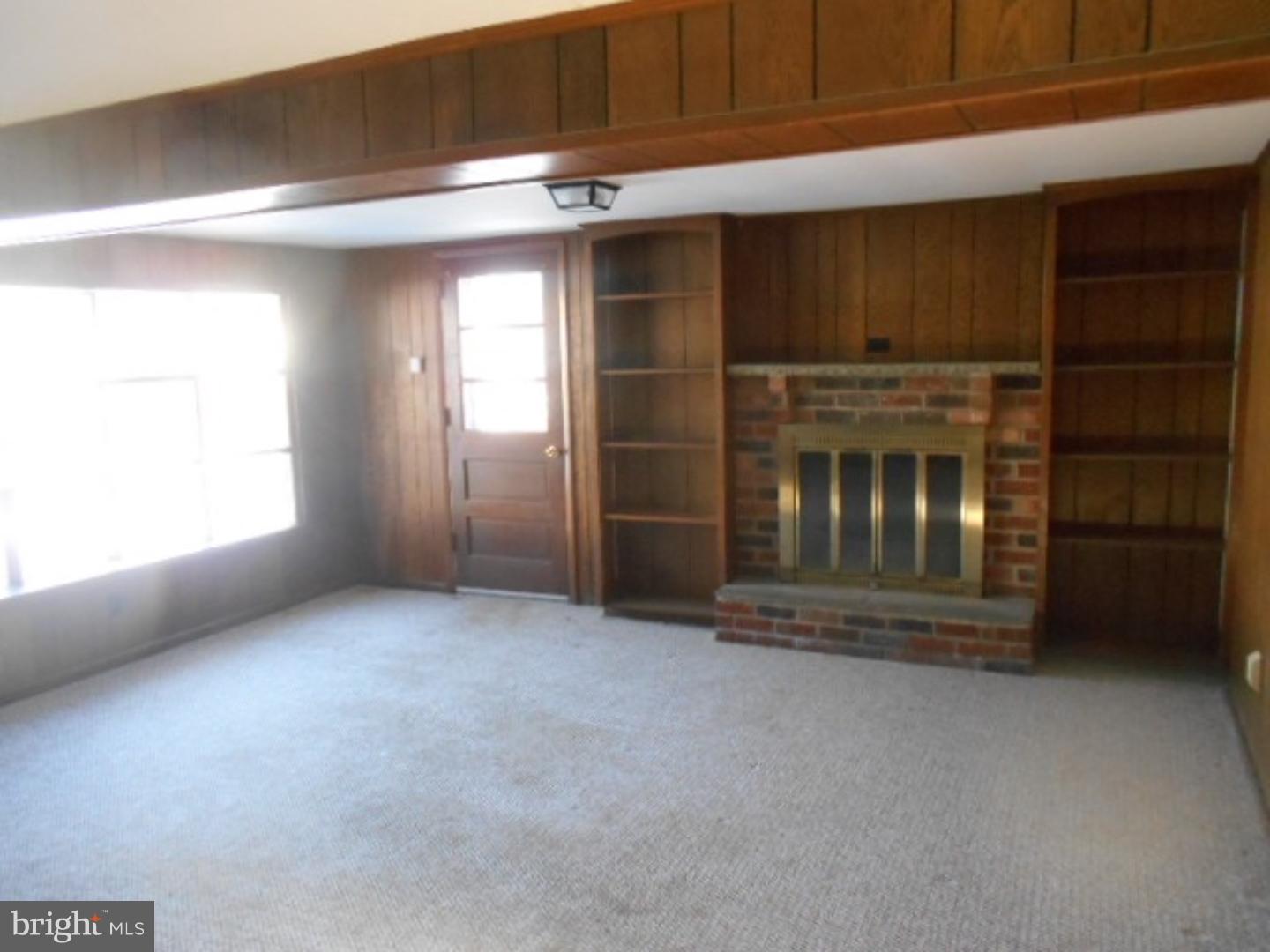 321 Summit Road Media, PA 19063 - Photo 12 of 15 Family Room