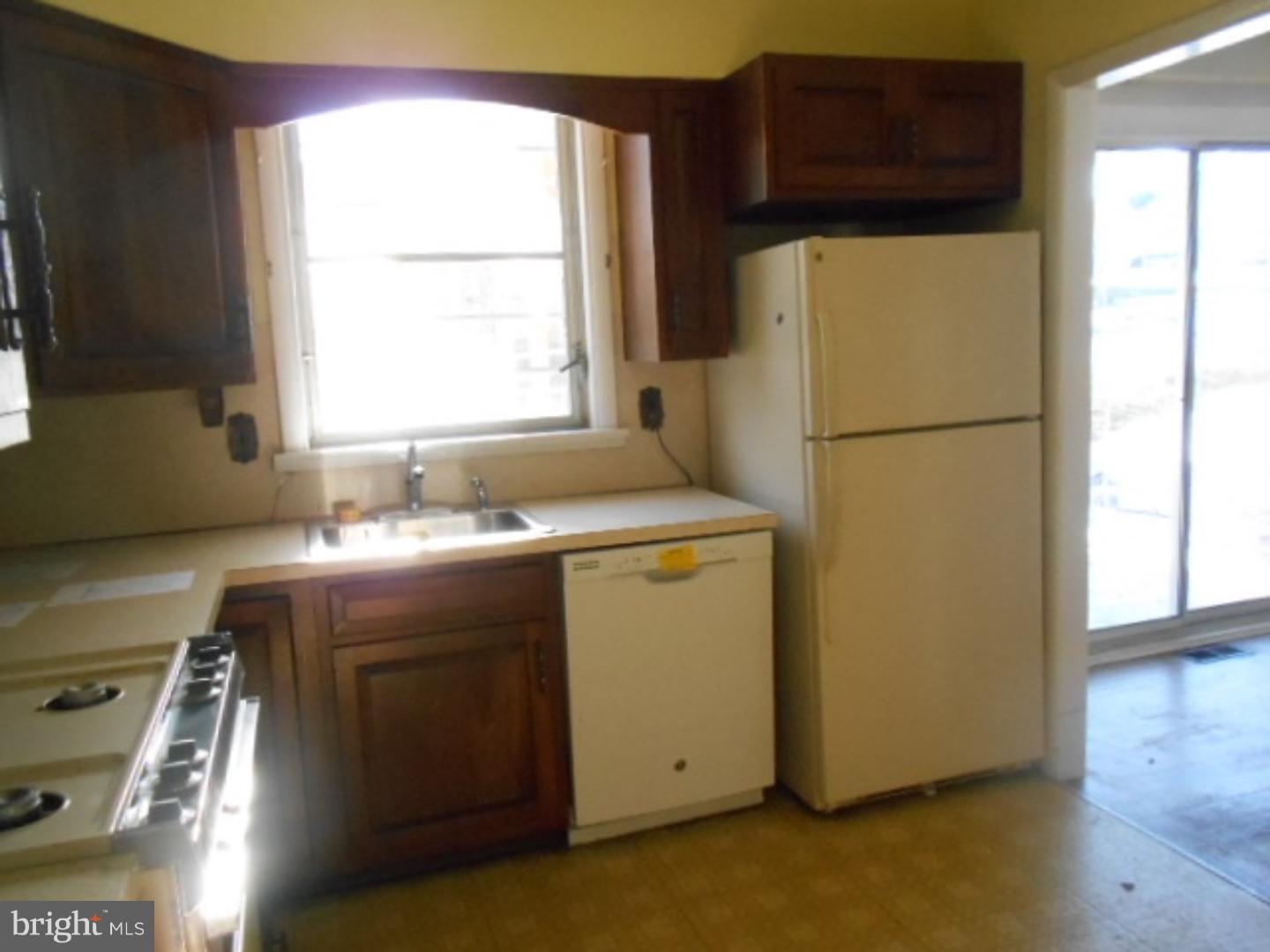 321 Summit Road Media, PA 19063 - Photo 7 of 15 Kitchen