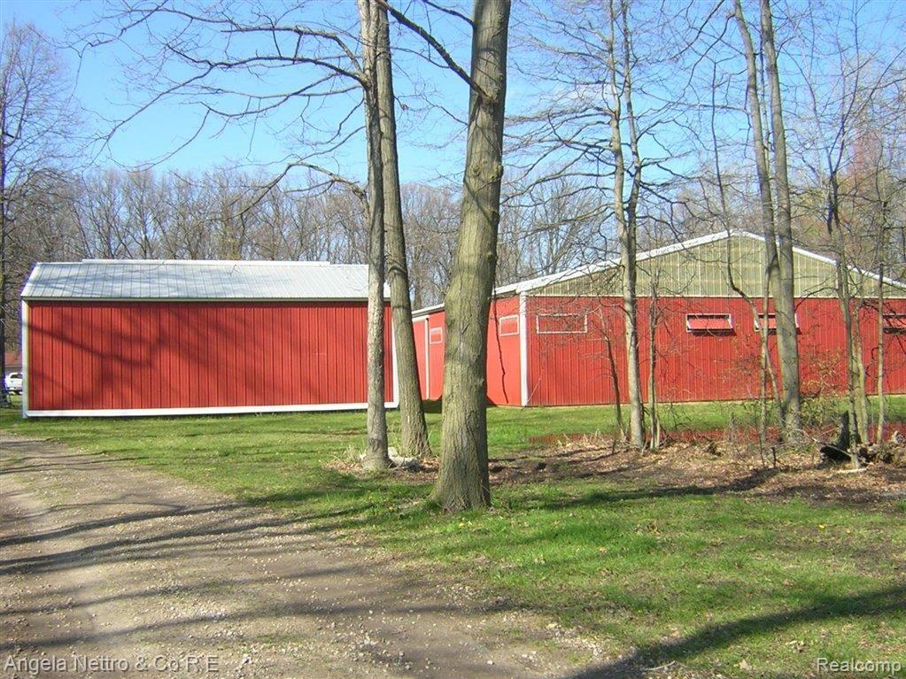 43650 Willis Road Belleville, MI 48111 - Photo 23 of 25 43650 willis 2 largest barns
