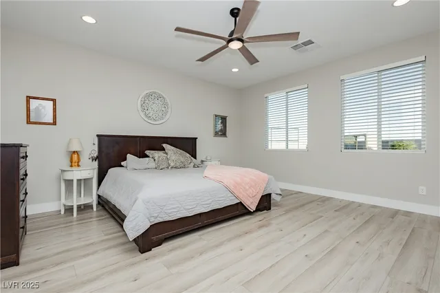 $1,100,000 | 1437 Cattail Falls Street, Boulder City, NV 89005