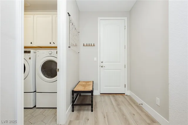 $1,100,000 | 1437 Cattail Falls Street, Boulder City, NV 89005