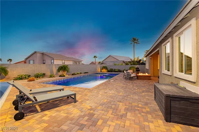 $1,100,000 | 1437 Cattail Falls Street, Boulder City, NV 89005