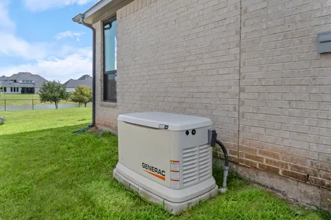 $955,000 | 140 Lakehouse Landing Drive, Katy, TX 77493