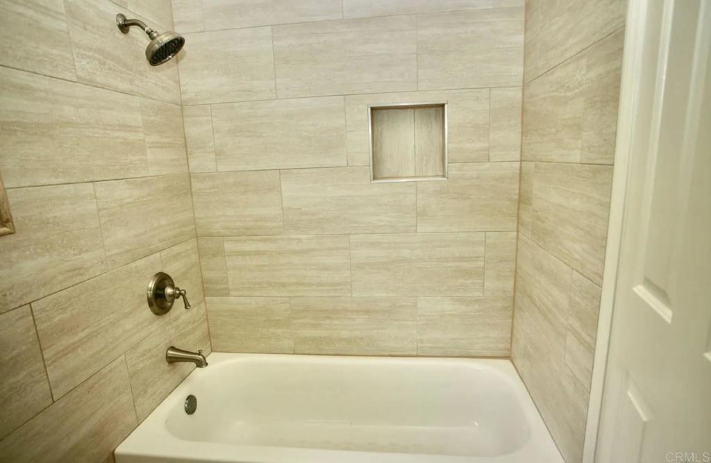 1251 Village View Road Encinitas, CA 92024 - Photo 12 of 24