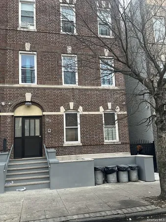 $4,100 | 80 Elliott Avenue, Unit 3, Yonkers, NY 10705