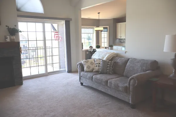 $355,000 | 14160 Sheffield Drive, Unit 404, Homer Glen, IL 60491