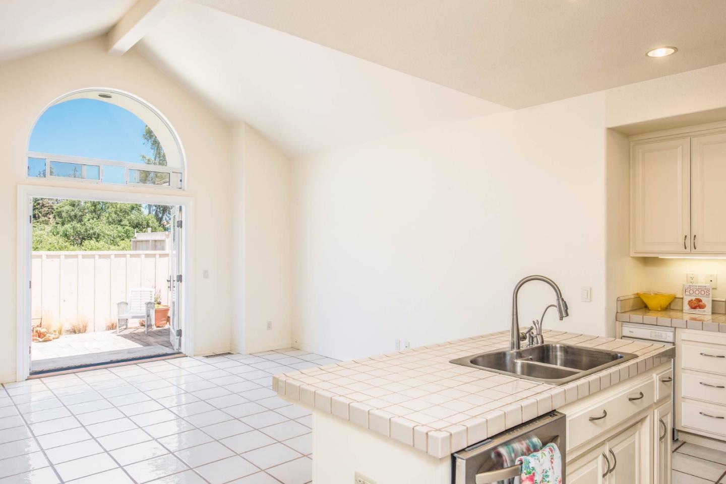 14430 Mountain Quail Road Salinas, CA 93908 - Photo 18 of 50 Gallery Image 18