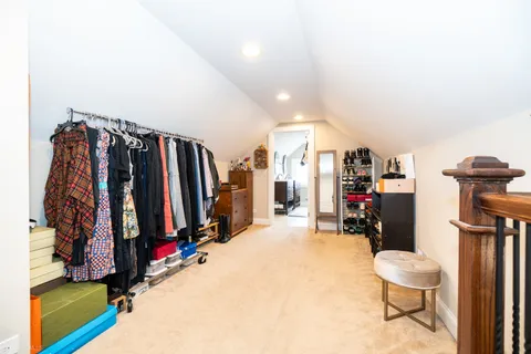 $575,000 | 5052 West Berenice Avenue, Chicago, IL 60641