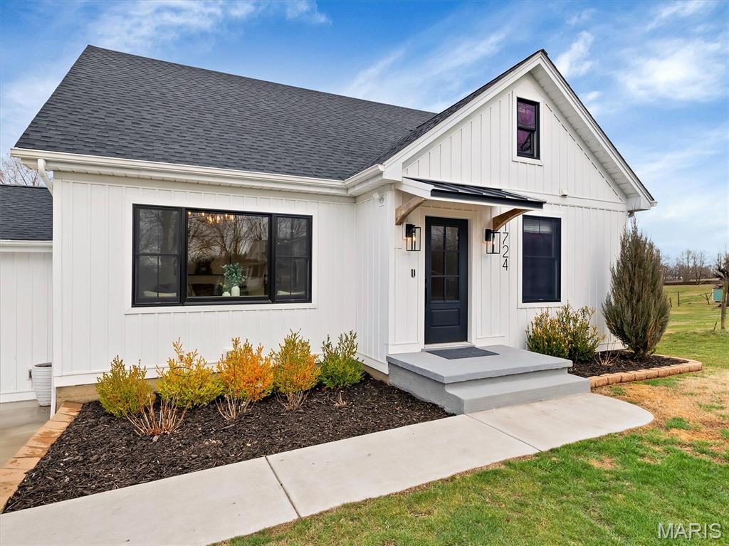 1724 Pottery Road Washington, MO 63090 - Photo 3 of 53