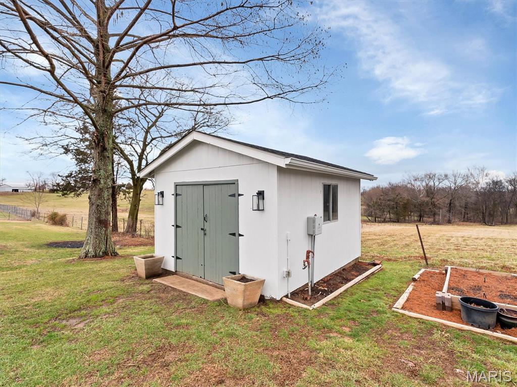 1724 Pottery Road Washington, MO 63090 - Photo 47 of 53