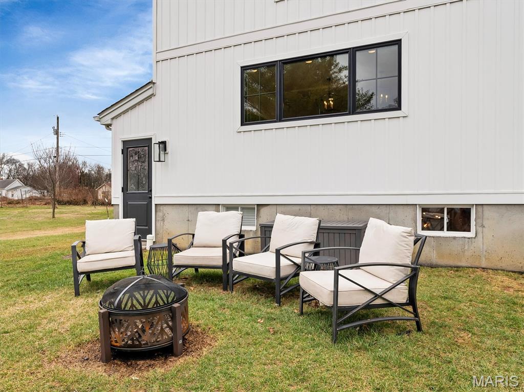 1724 Pottery Road Washington, MO 63090 - Photo 52 of 53