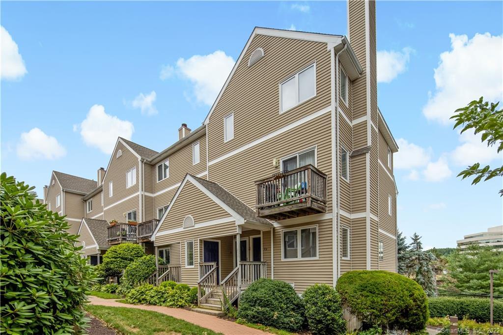 72 Glenrock, Unit 72 Norwalk, CT 06850 - Photo 1 of 1