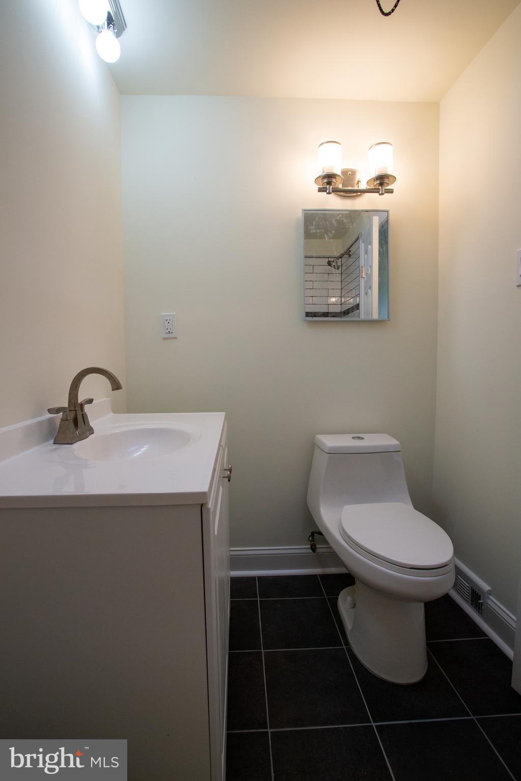 2094 Heather Road Folcroft, PA 19032 - Photo 11 of 12