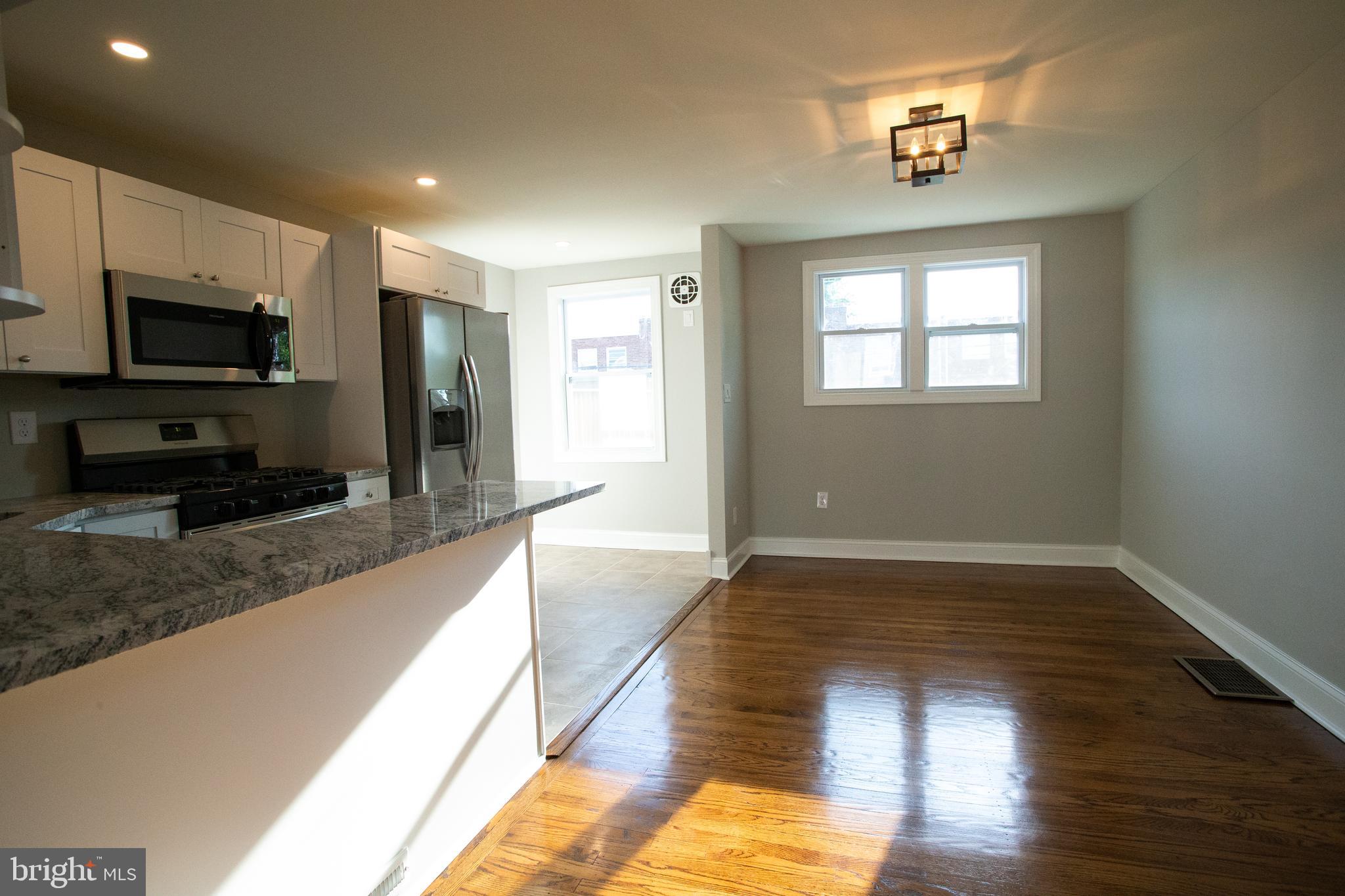 2094 Heather Road Folcroft, PA 19032 - Photo 4 of 12