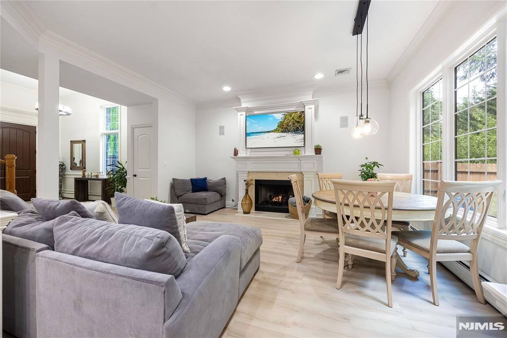 86 George Street Tenafly, NJ 07670 - Photo 8 of 39